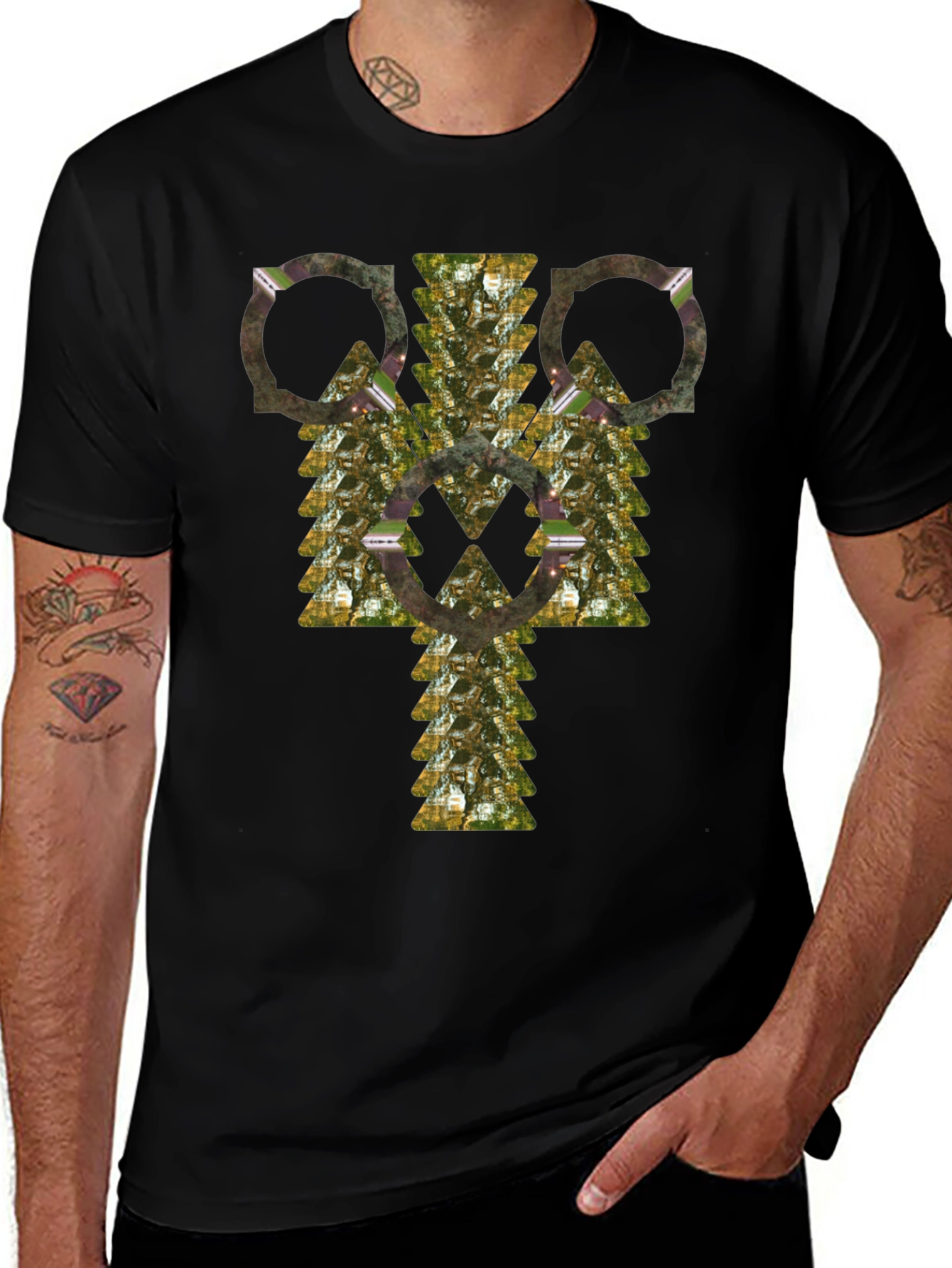 Abstract Geometric Pattern Black T-Shirt