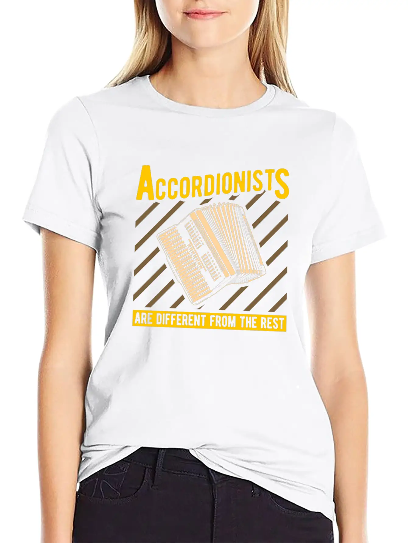 Accordion Classic Crew Neck Graphic Tee – Everyday Minimal Look