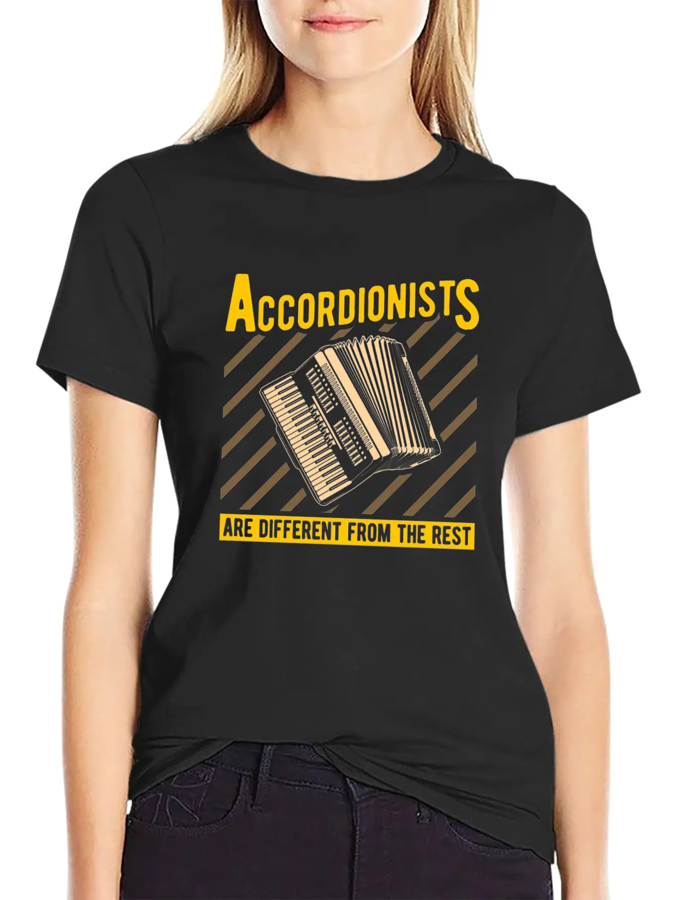 Accordion Classic Crew Neck Graphic Tee – Everyday Minimal Look